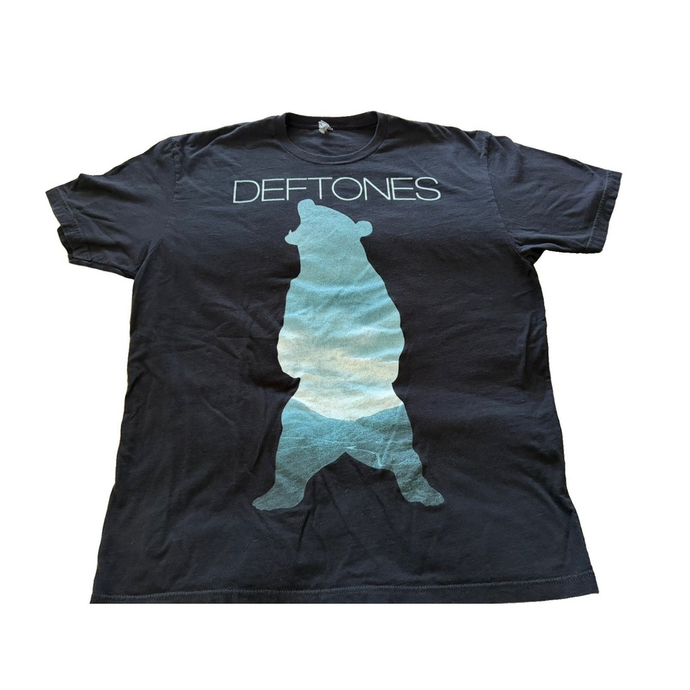 Deftones Bear  Tshirt Size XL